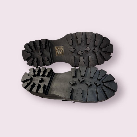 Black Chunky Penny Loafers Women’s Size 10 - Picture 4 of 4